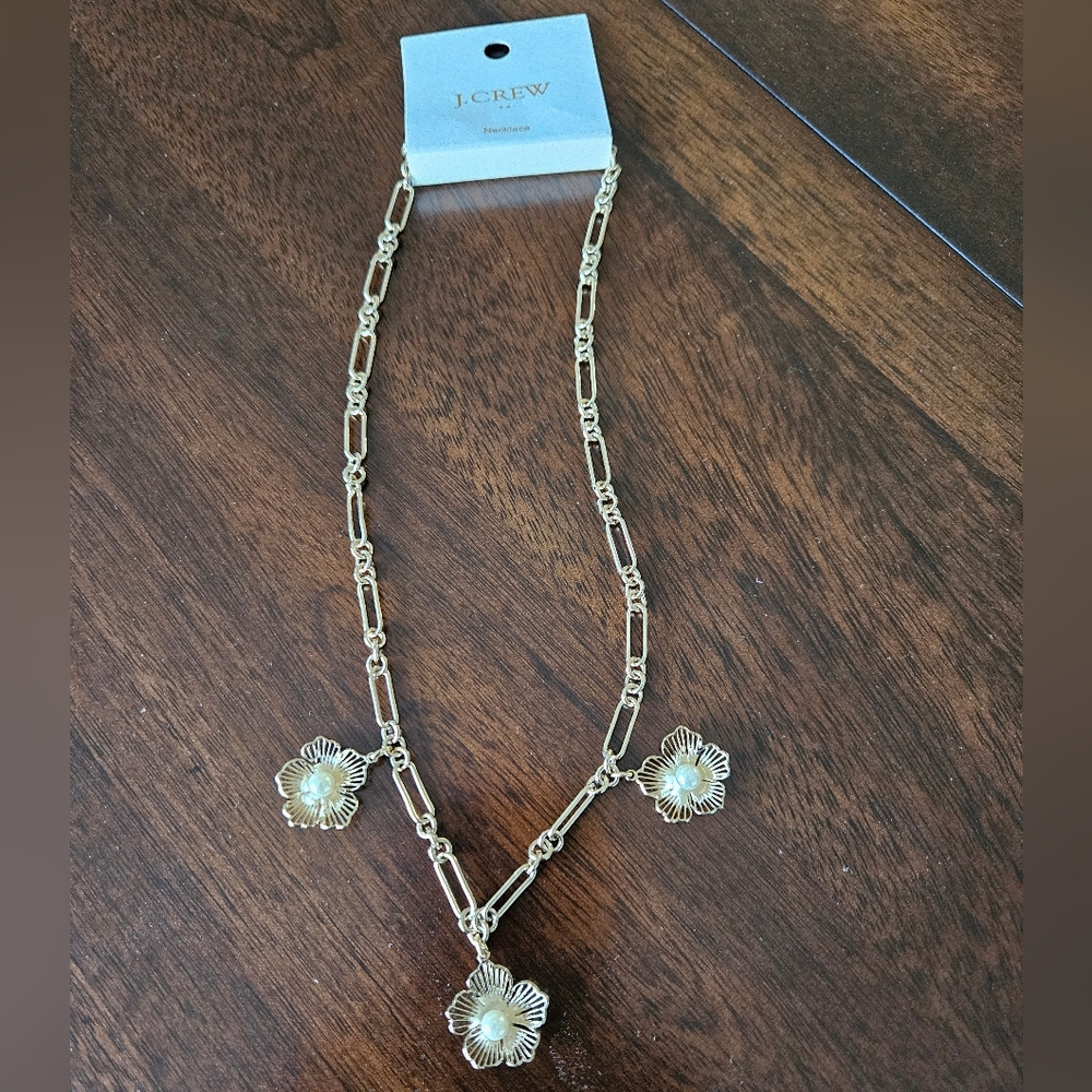 J.Crew floral pearl statement necklace, gold - Picture 3 of 6